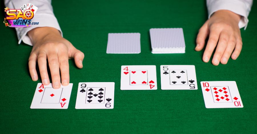 Poker cũng là siêu phẩm giải trí thú vị mà bạn không nên bỏ qua